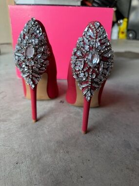 Women's Pink Crystal Embellished Stiletto Heels